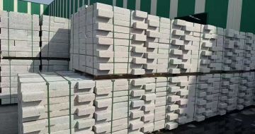 池州芝麻白路沿石