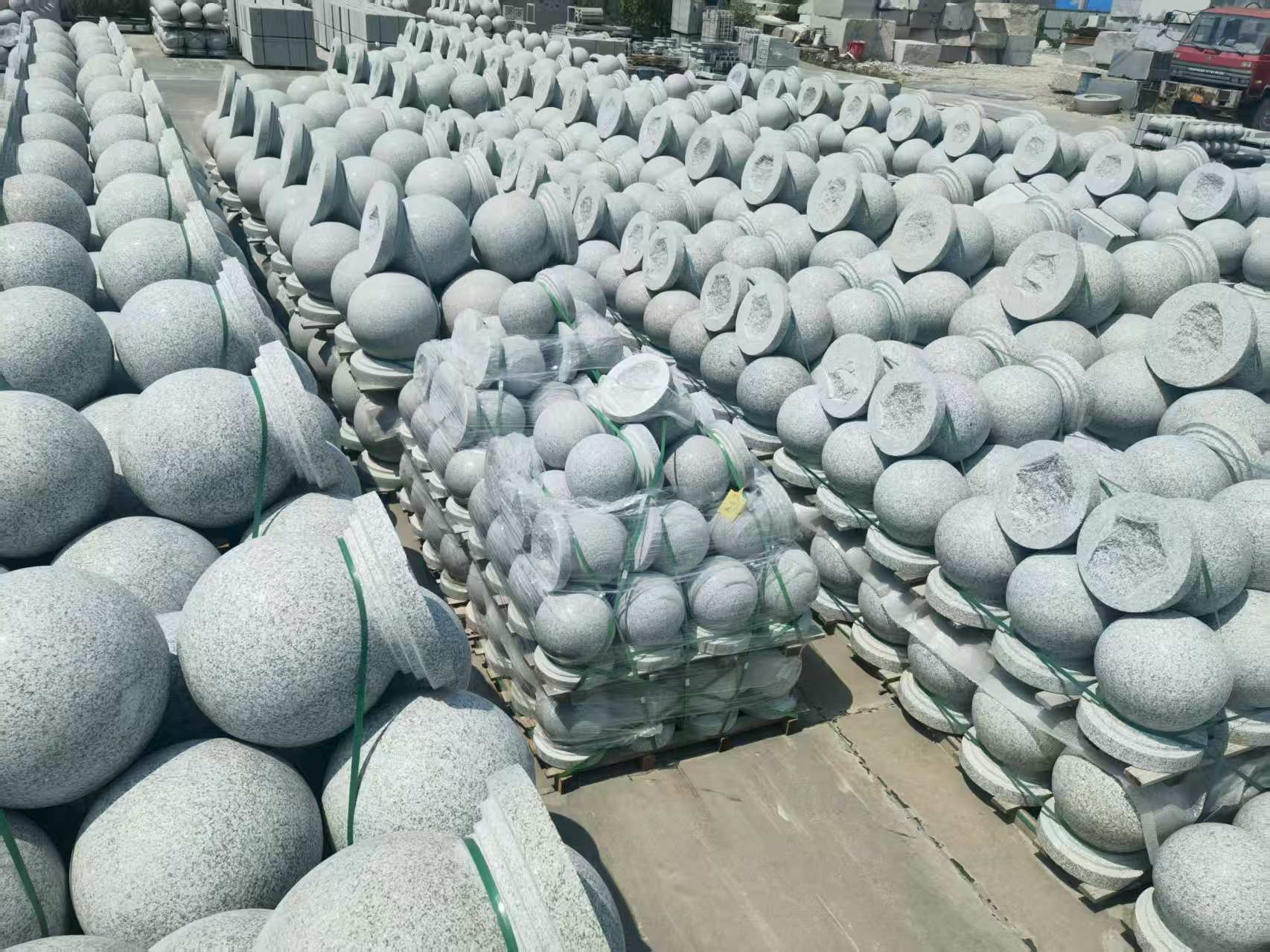 池州 花岗岩实心圆球，石球，挡车球，挡车石，车止石，路障石。