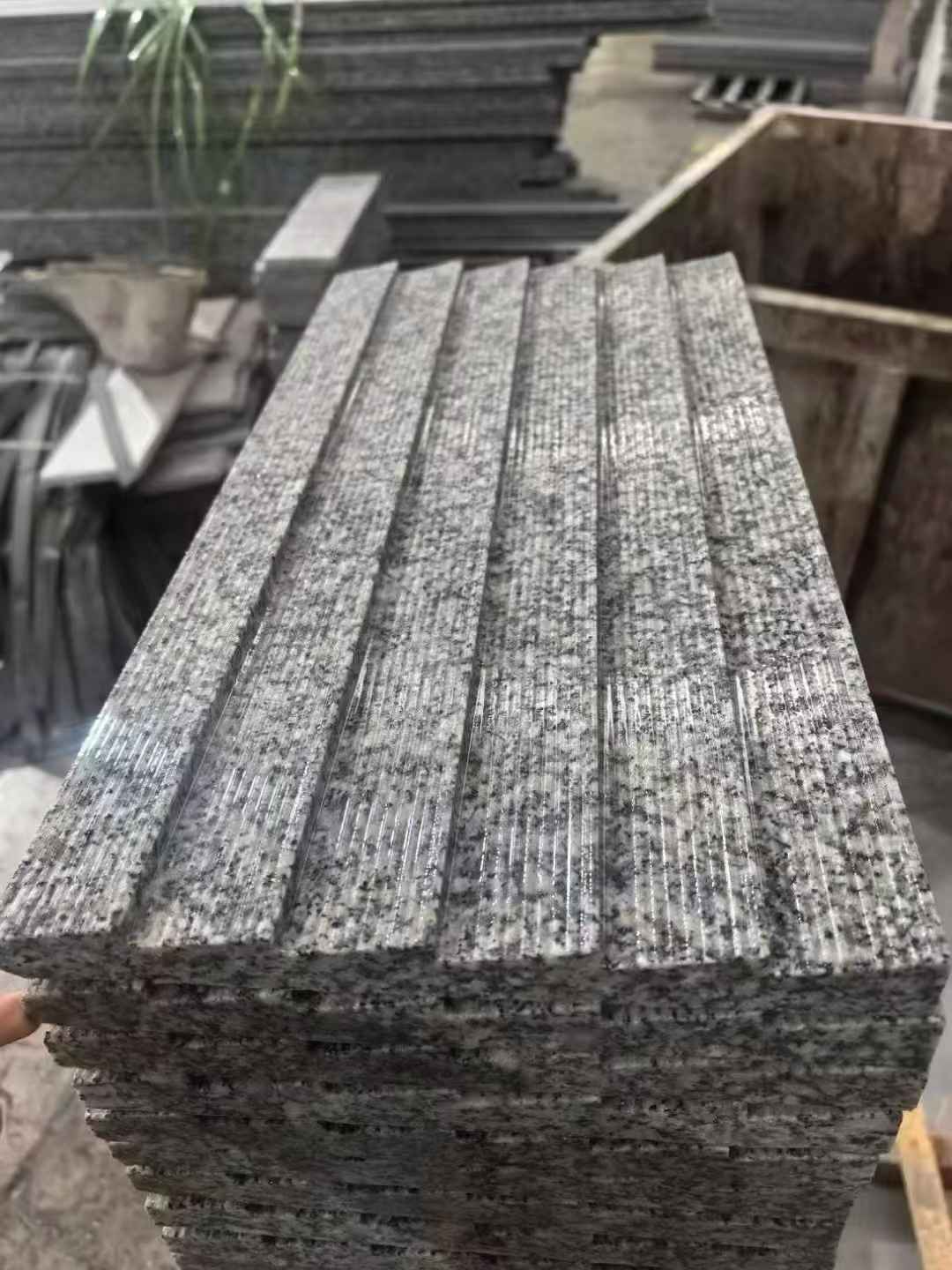 池州 狼牙石