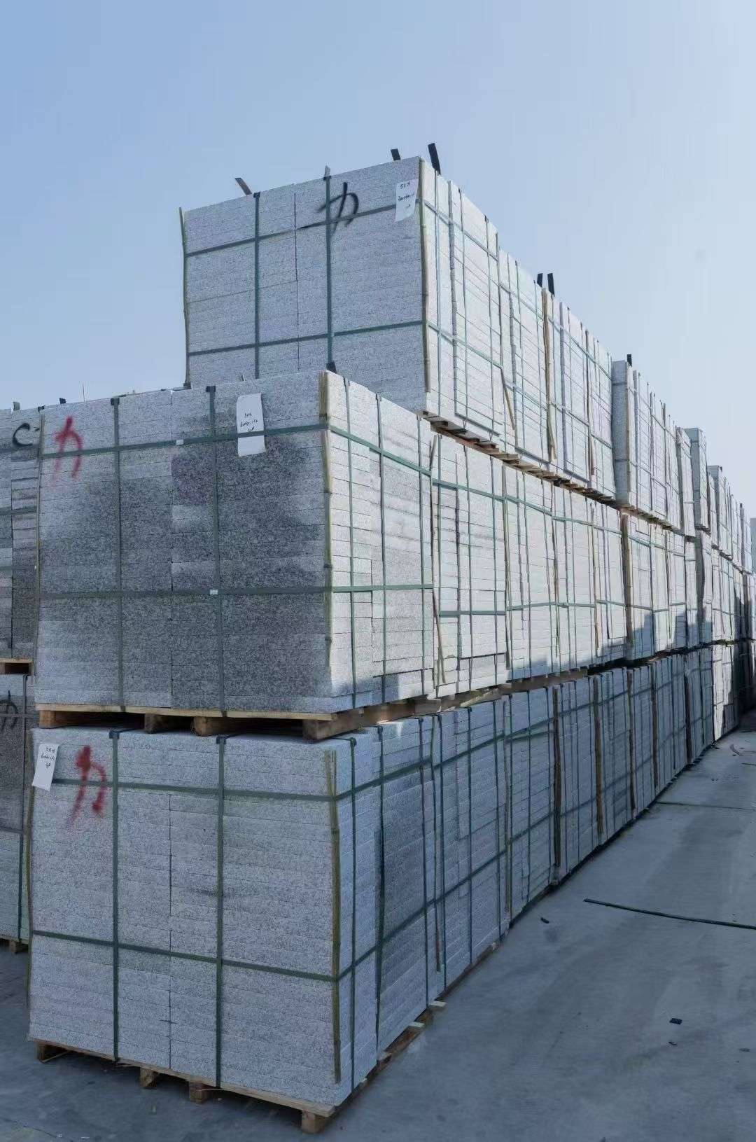 池州 芙蓉白、大花白、小白花荔枝面成品地铺石