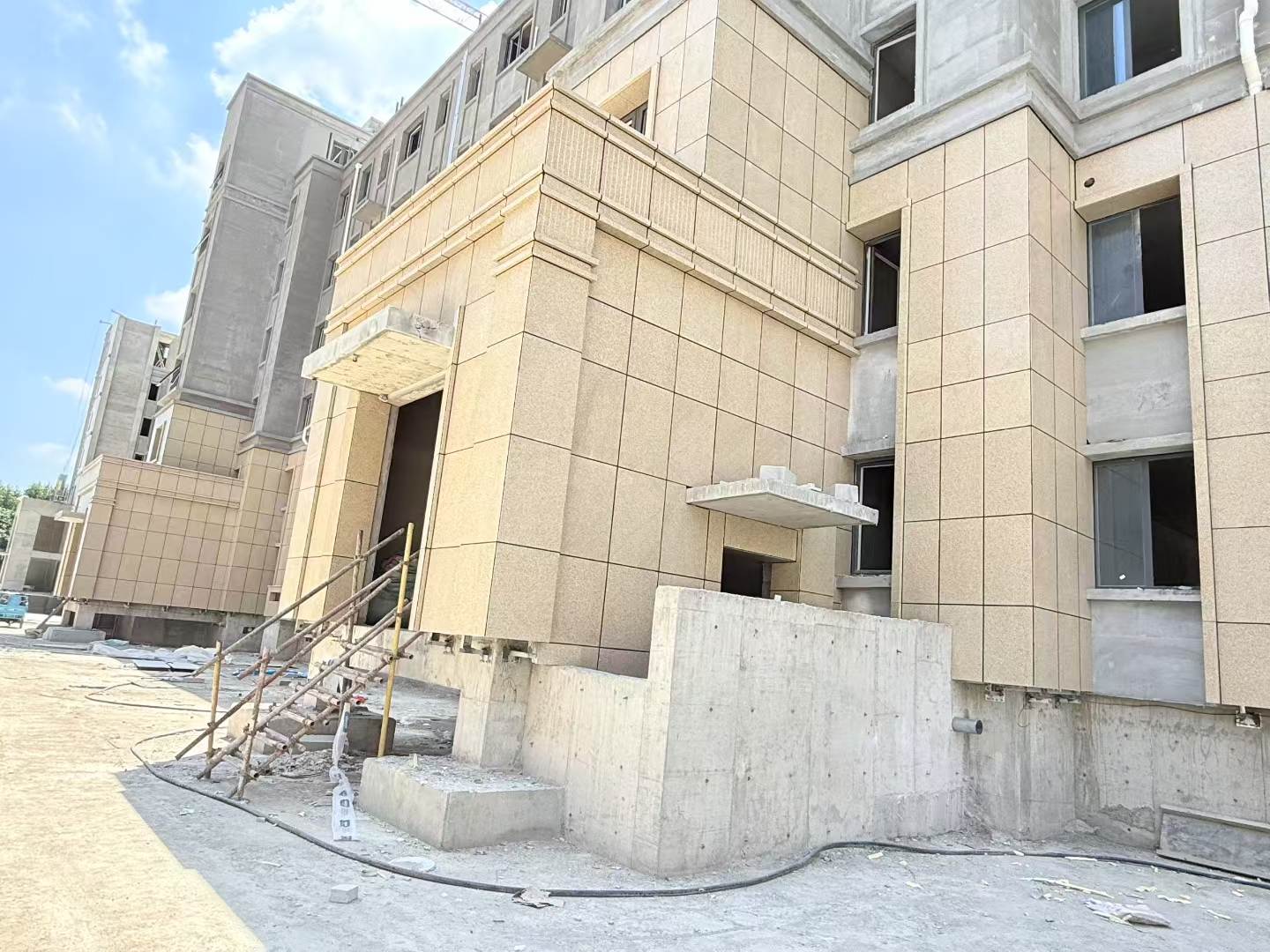 池州 黄金麻干挂，工地实拍